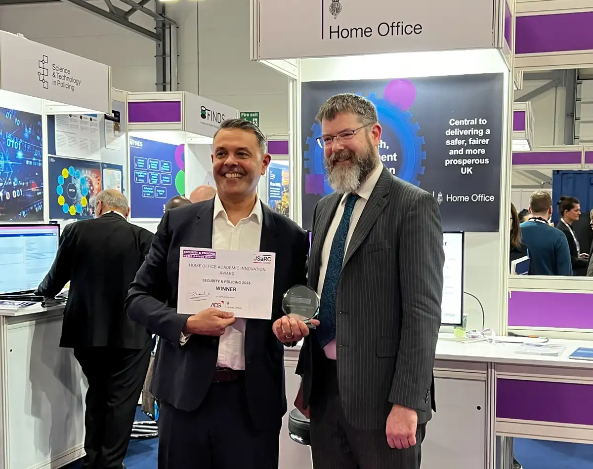 Nick Dale receiving the 2026 Academic Innovation Award
